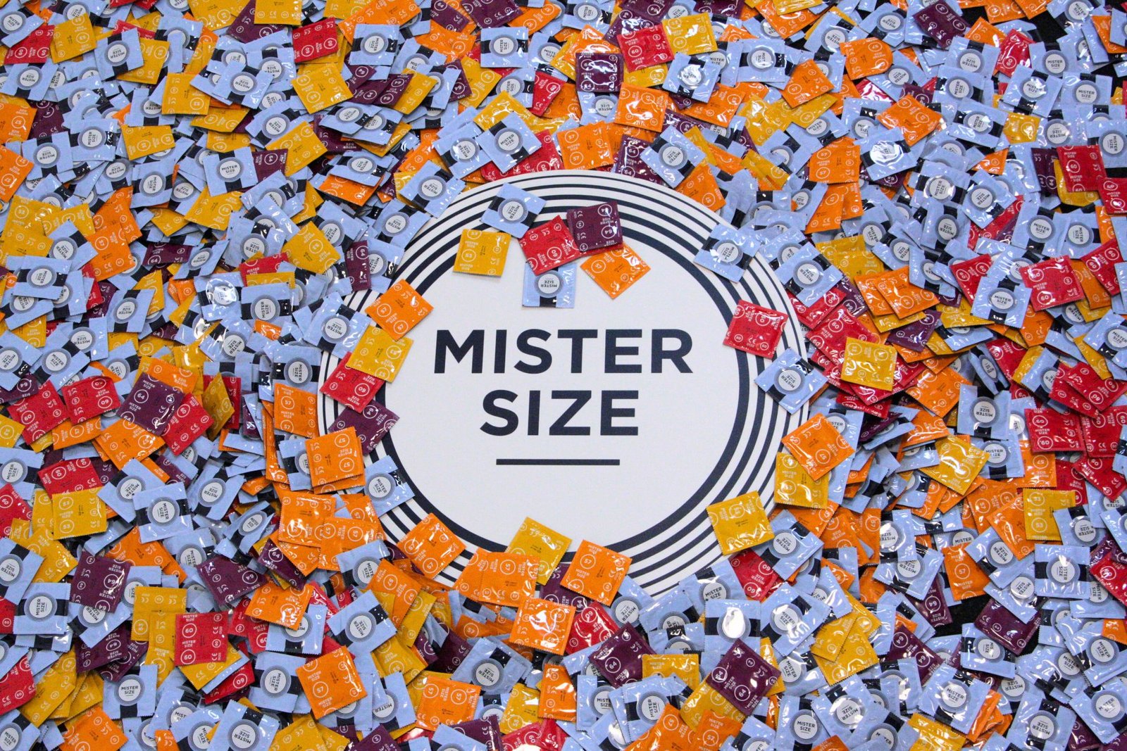 Ulike kondomer fra Mister Size med forskjellige nominelle bredder